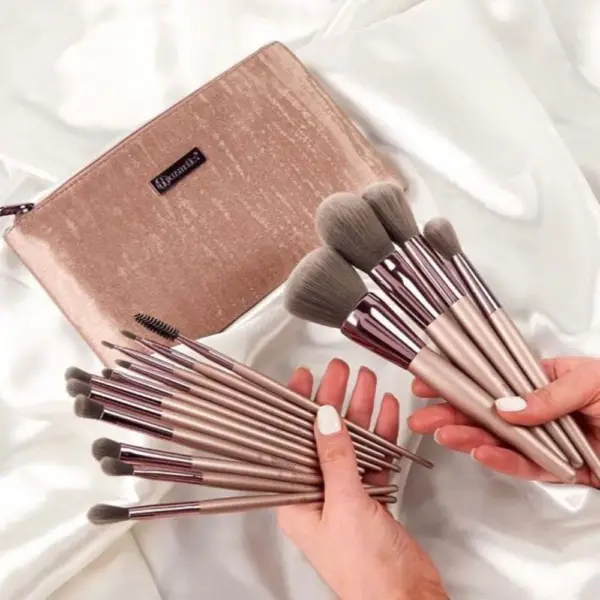 bh lavish elegance 15 piece brush set 8200