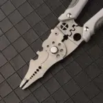 multi functional wire cutter and stripper tool