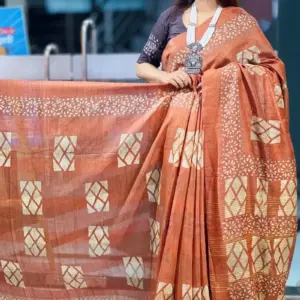 mom batik saree 12