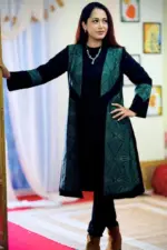 black & olive color cod seperation shrug set