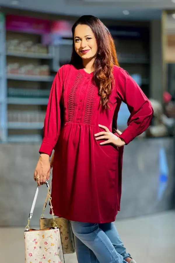 maroon vanghchur tops