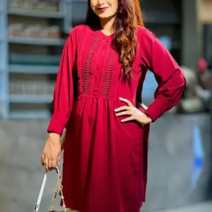 maroon vanghchur tops