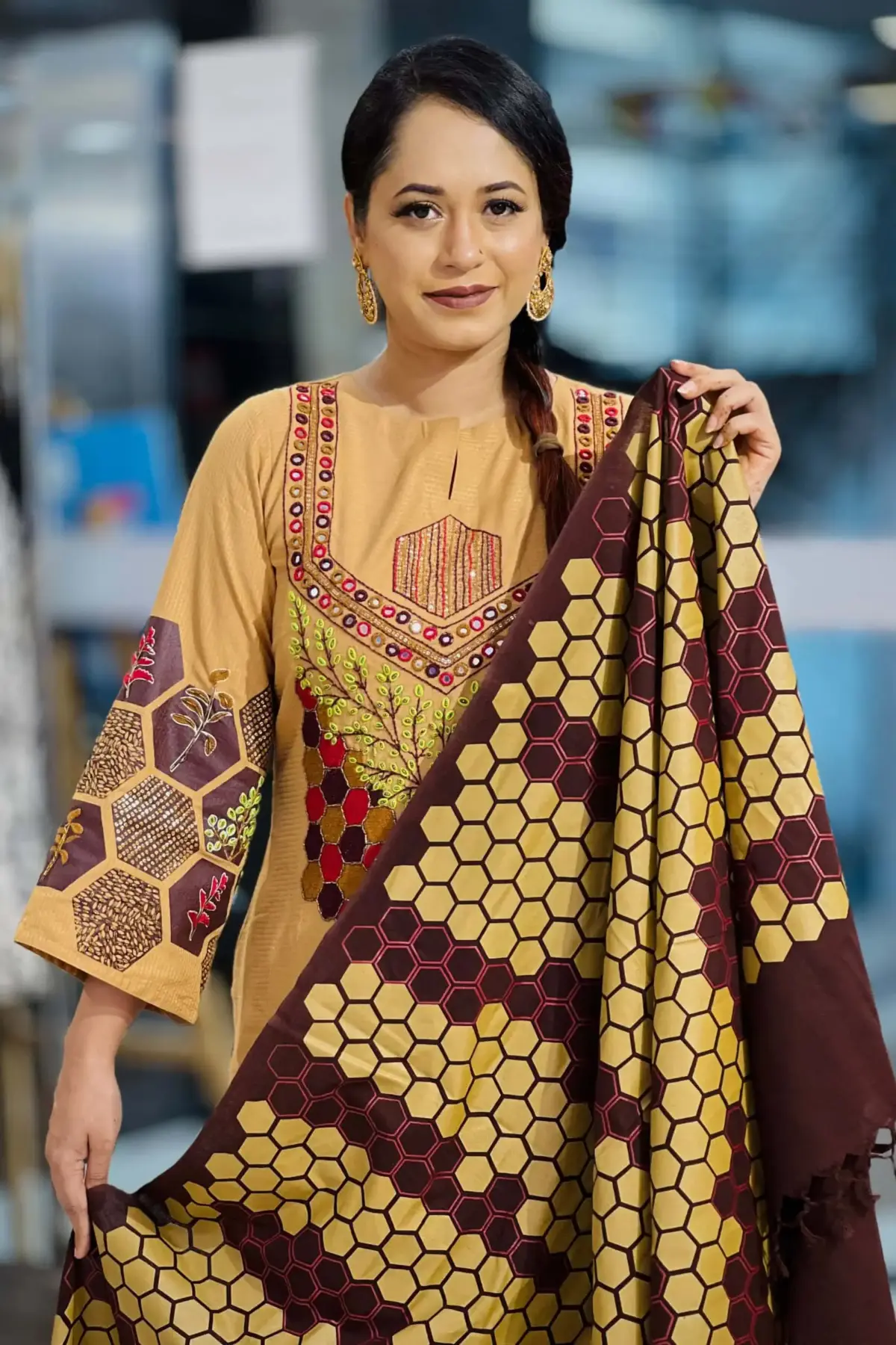 jacquard cotton screen printed & hand embroidered salwar suit