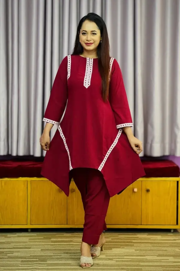 maroon colour chaina fabric co ords