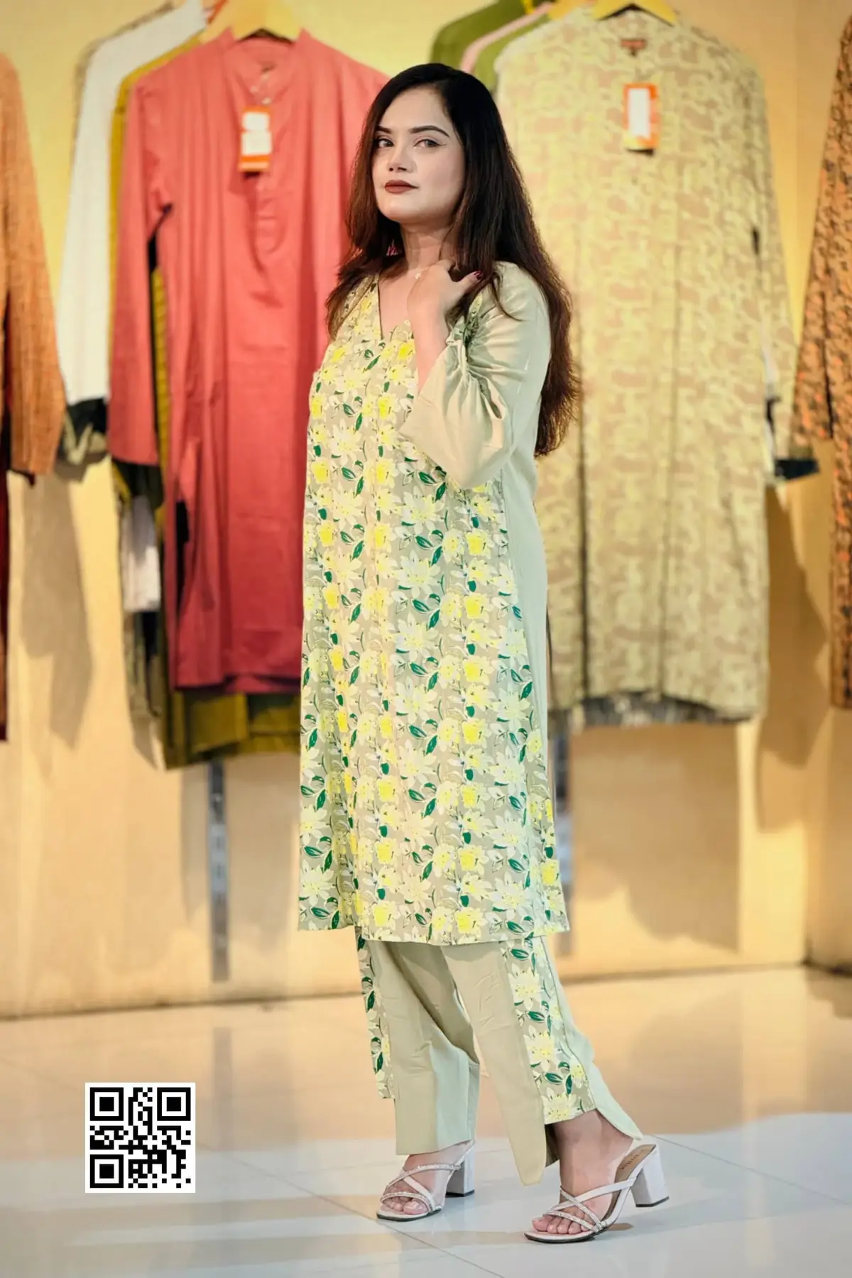 beige color viscose screen print co ords