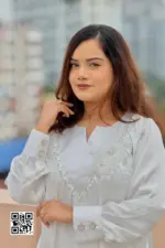 white color georgette tops