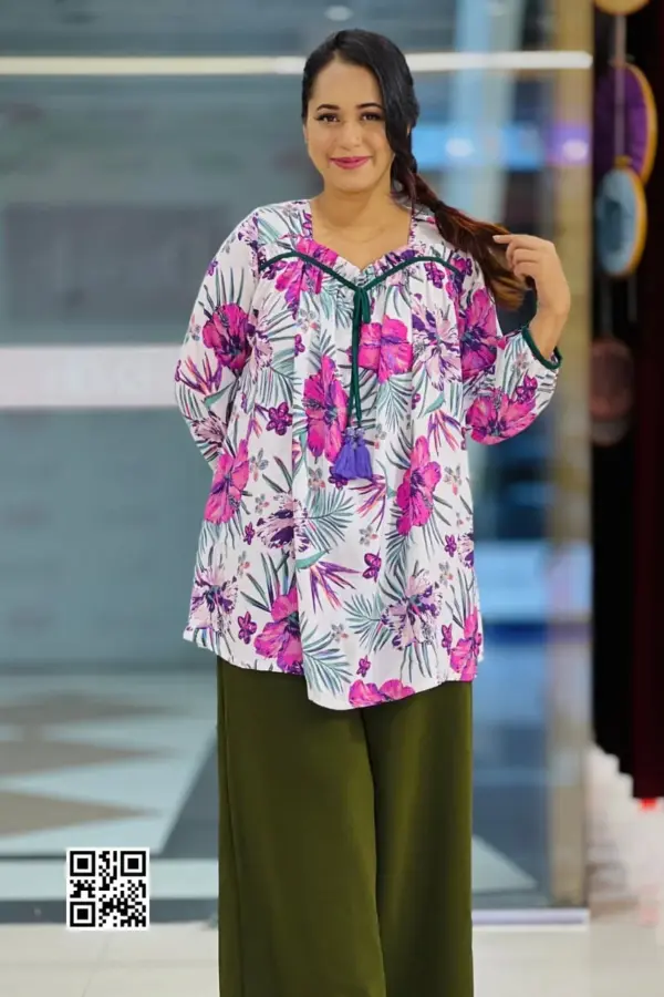 white color georgette tops