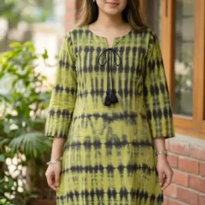 parrot green & black color batik kurti